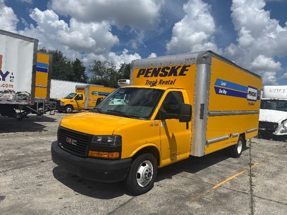 Light Duty Box Truck-Light and Medium Duty Trucks-GMC-2021-Savana G33903-Sarasota-FL-136,787\n\t\tmiles-$ 21,250 - Image 3