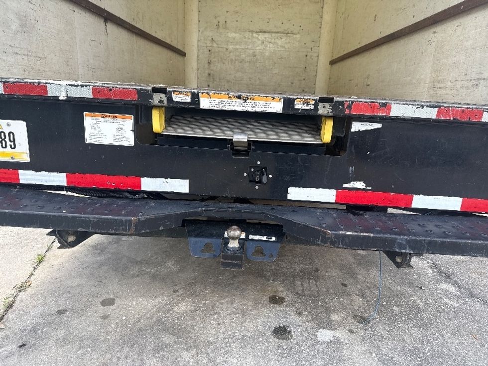Light Duty Box Truck-Light and Medium Duty Trucks-GMC-2021-Savana G33903-Sarasota-FL-136,787\n\t\tmiles-$ 21,250 - Image 9