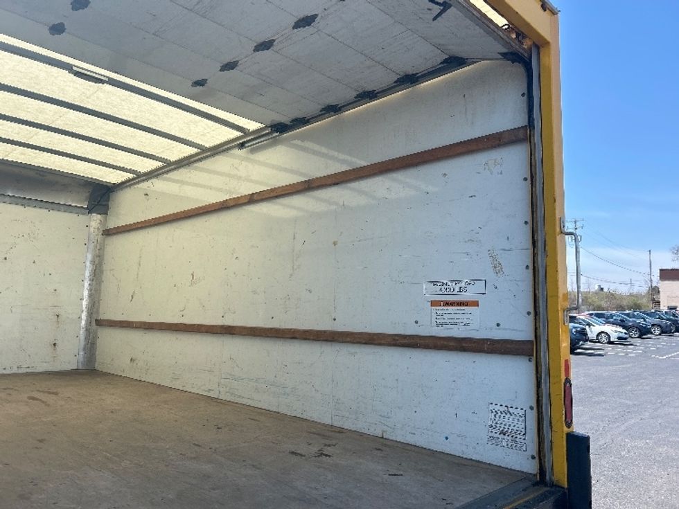Light Duty Box Truck-Light and Medium Duty Trucks-GMC-2021-Savana G33903-Sarasota-FL-78,216\n\t\tmiles-$ 27,750 - Image 12