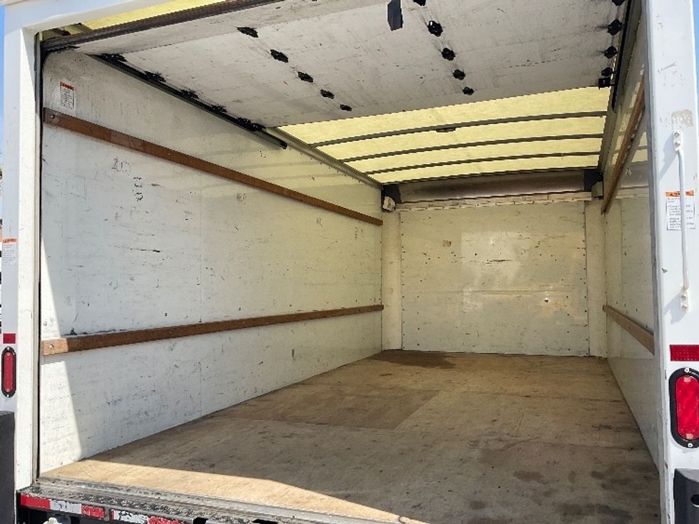 Light Duty Box Truck-Light and Medium Duty Trucks-GMC-2021-Savana G33903-Sarasota-FL-87,480\n\t\tmiles-$ 31,250 - Image 11