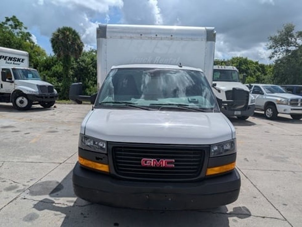 Light Duty Box Truck-Light and Medium Duty Trucks-GMC-2021-Savana G33903-Sarasota-FL-87,480\n\t\tmiles-$ 31,250 - Image 2