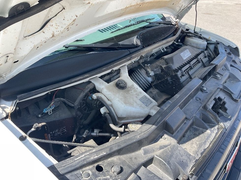 Light Duty Box Truck-Light and Medium Duty Trucks-GMC-2021-Savana G33903-Sarasota-FL-87,480\n\t\tmiles-$ 31,250 - Image 23