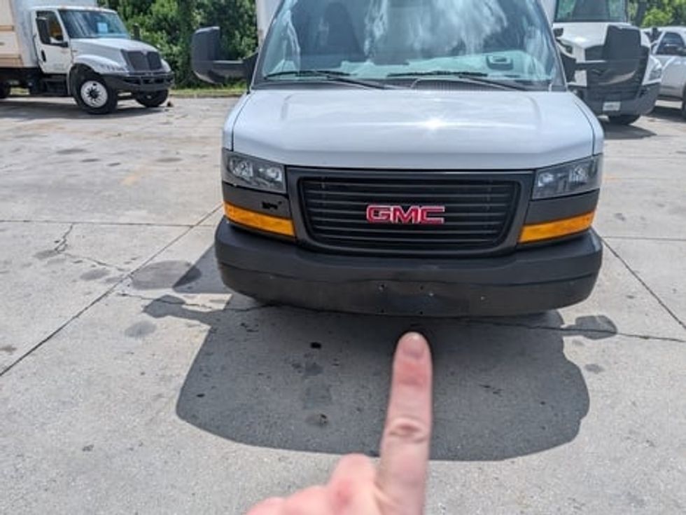 Light Duty Box Truck-Light and Medium Duty Trucks-GMC-2021-Savana G33903-Sarasota-FL-87,480\n\t\tmiles-$ 31,250 - Image 4