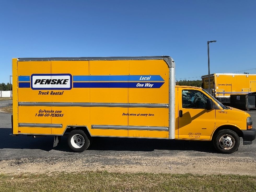 Light Duty Box Truck-Light and Medium Duty Trucks-GMC-2021-Savana G33903-Scarborough-ME-117,466\n\t\tmiles-$ 20,500 - Image 14