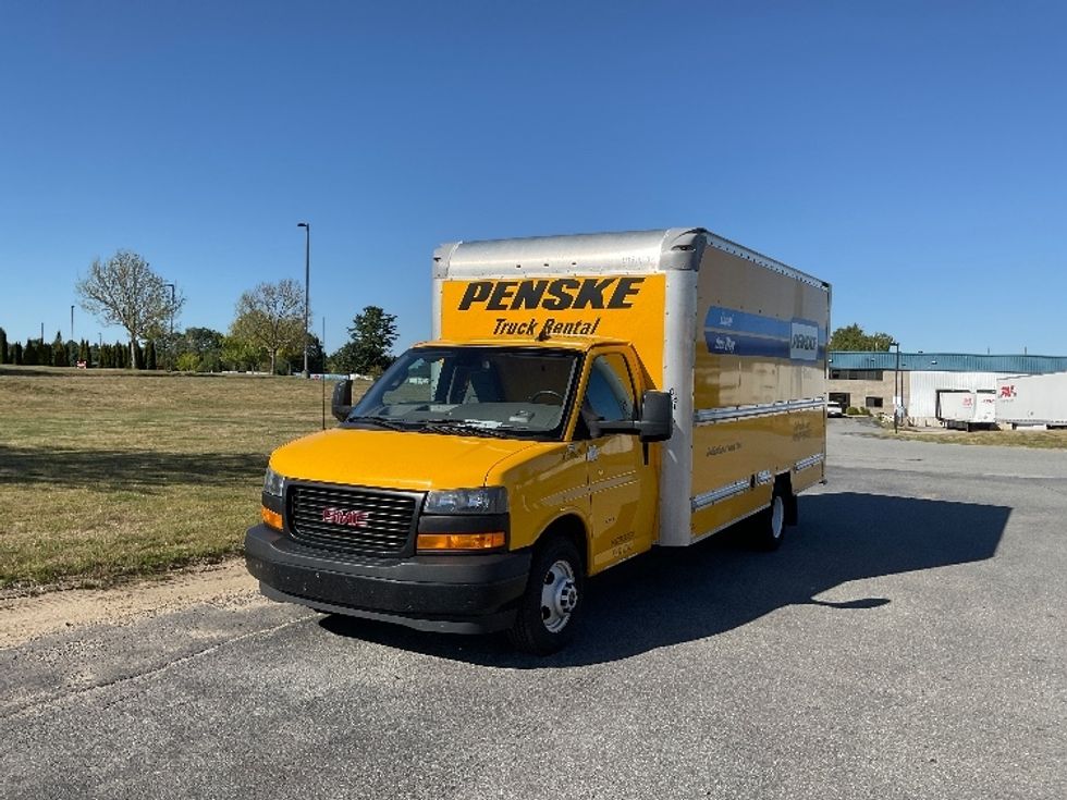 Light Duty Box Truck-Light and Medium Duty Trucks-GMC-2021-Savana G33903-Scarborough-ME-117,466\n\t\tmiles-$ 20,500 - Image 3