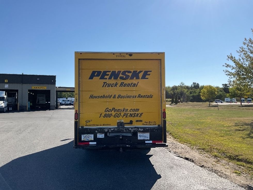 Light Duty Box Truck-Light and Medium Duty Trucks-GMC-2021-Savana G33903-Scarborough-ME-117,466\n\t\tmiles-$ 20,500 - Image 7