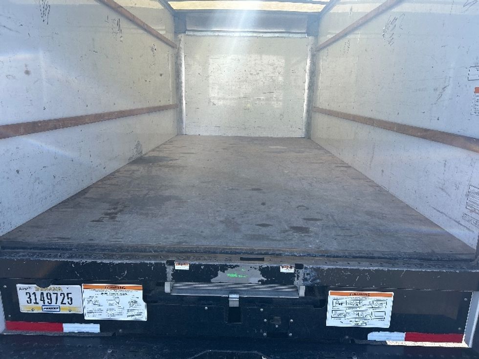 Light Duty Box Truck-Light and Medium Duty Trucks-GMC-2021-Savana G33903-Scarborough-ME-77,146\n\t\tmiles-$ 31,250 - Image 10