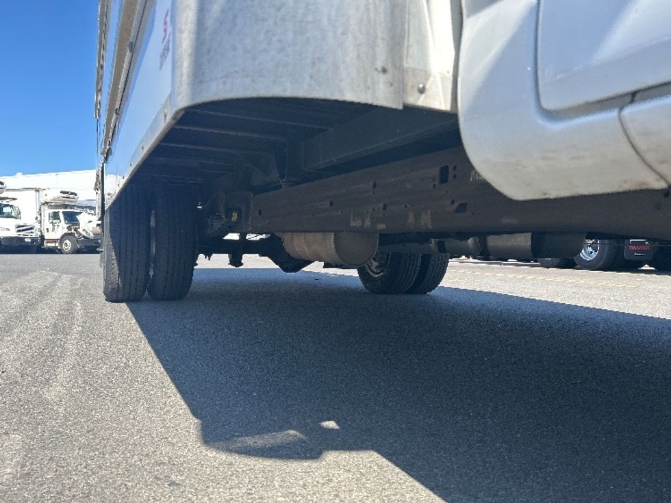 Light Duty Box Truck-Light and Medium Duty Trucks-GMC-2021-Savana G33903-Scarborough-ME-77,146\n\t\tmiles-$ 31,250 - Image 14