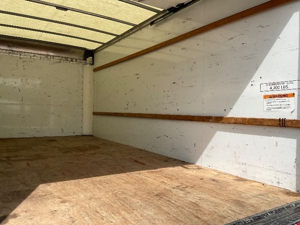 Light Duty Box Truck-Light and Medium Duty Trucks-GMC-2021-Savana G33903-Seattle-WA-106,765\n\t\tmiles-$ 29,000 - Image 12