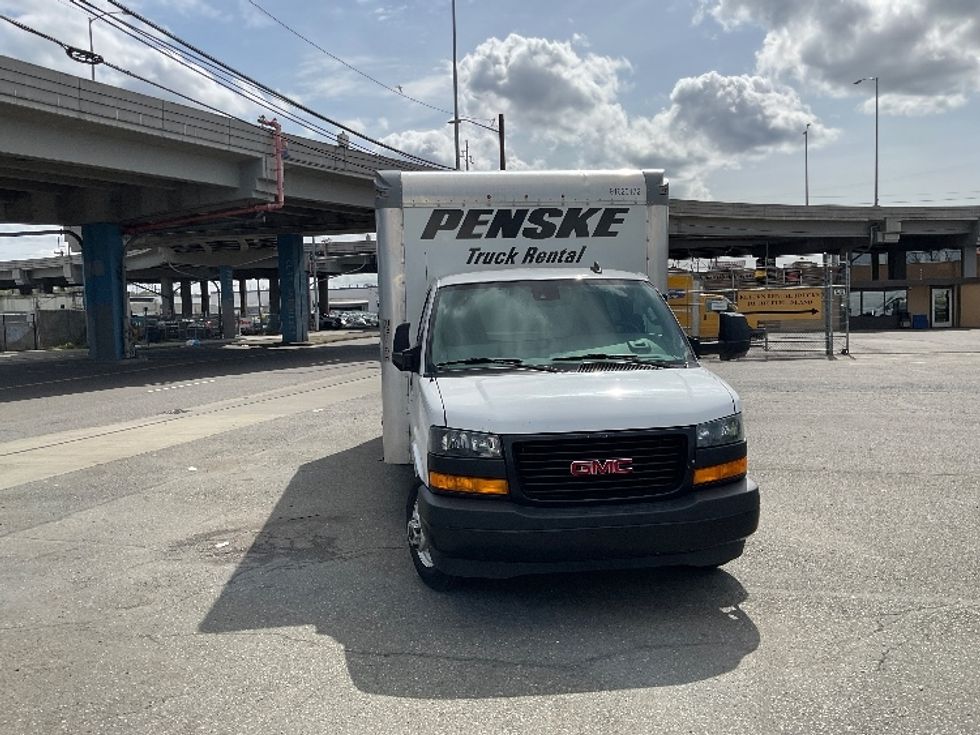 Light Duty Box Truck-Light and Medium Duty Trucks-GMC-2021-Savana G33903-Seattle-WA-106,765\n\t\tmiles-$ 29,000 - Image 2