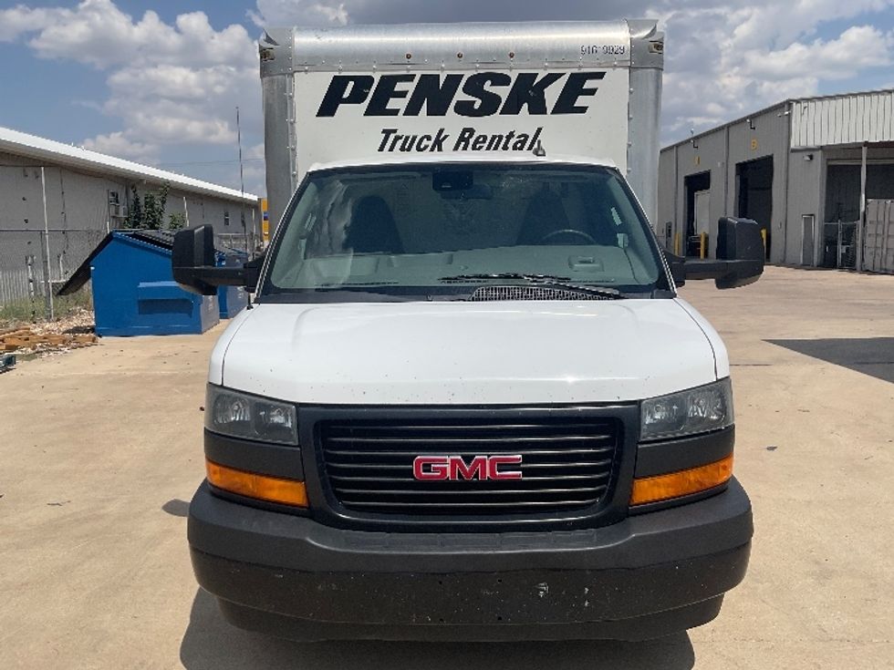 Light Duty Box Truck-Light and Medium Duty Trucks-GMC-2021-Savana G33903-Seattle-WA-127,930\n\t\tmiles-$ 25,250 - Image 2