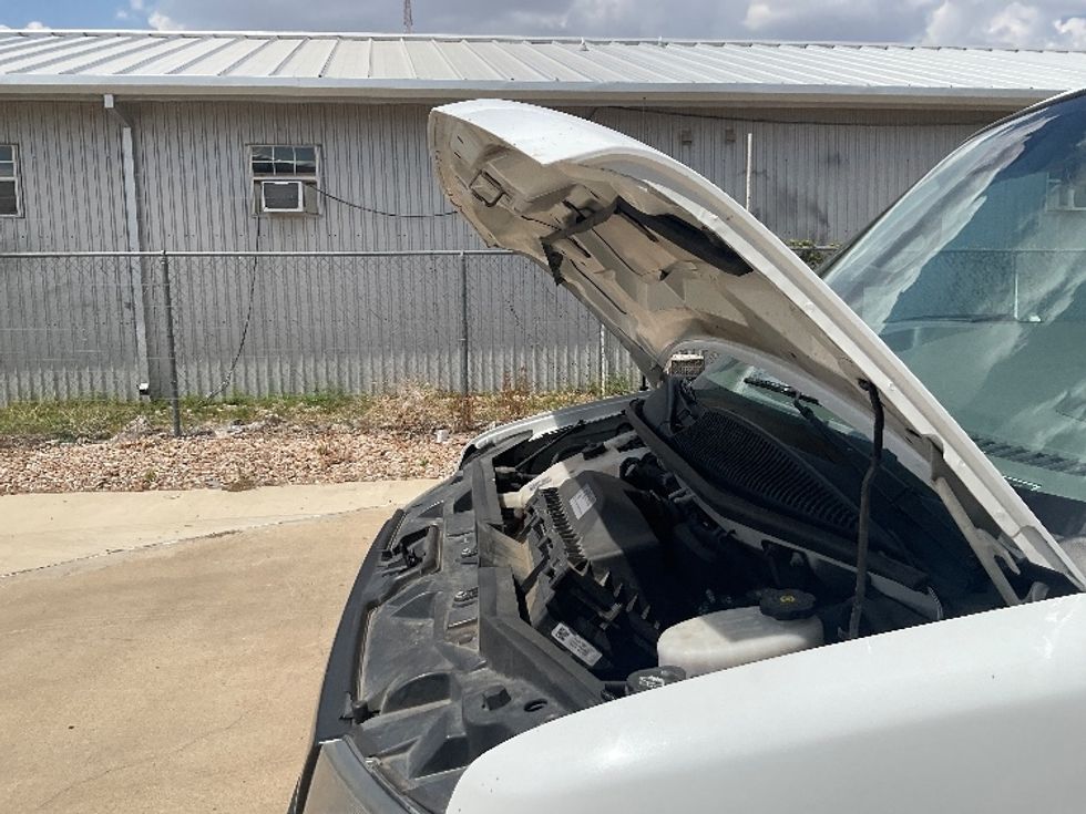 Light Duty Box Truck-Light and Medium Duty Trucks-GMC-2021-Savana G33903-Seattle-WA-127,930\n\t\tmiles-$ 25,250 - Image 20