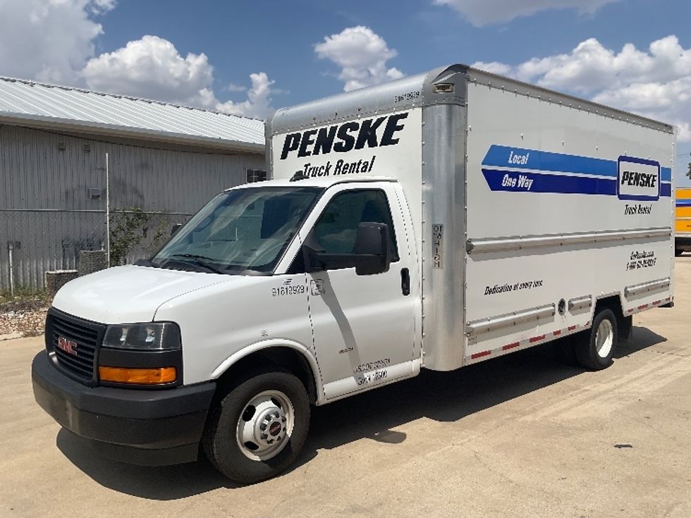 Light Duty Box Truck-Light and Medium Duty Trucks-GMC-2021-Savana G33903-Seattle-WA-127,930\n\t\tmiles-$ 25,250 - Image 3