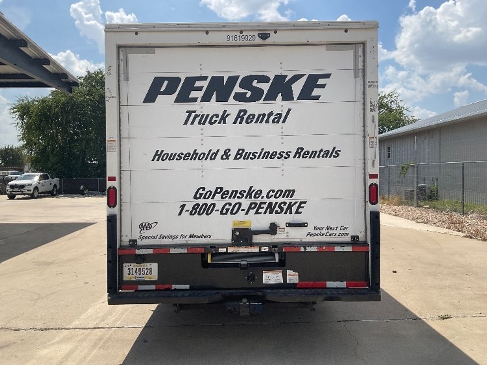 Light Duty Box Truck-Light and Medium Duty Trucks-GMC-2021-Savana G33903-Seattle-WA-127,930\n\t\tmiles-$ 25,250 - Image 6