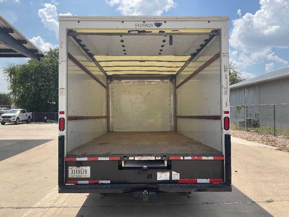 Light Duty Box Truck-Light and Medium Duty Trucks-GMC-2021-Savana G33903-Seattle-WA-127,930\n\t\tmiles-$ 25,250 - Image 7