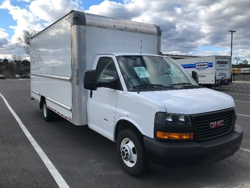 Light Duty Box Truck-Light and Medium Duty Trucks-GMC-2021-Savana G33903-Shreveport-LA-109,030\n\t\tmiles-$ 28,250 - Image 1