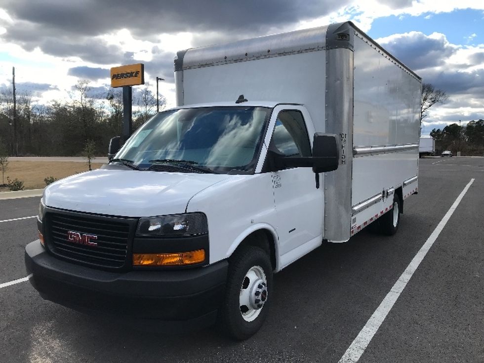 Light Duty Box Truck-Light and Medium Duty Trucks-GMC-2021-Savana G33903-Shreveport-LA-109,030\n\t\tmiles-$ 28,250 - Image 3