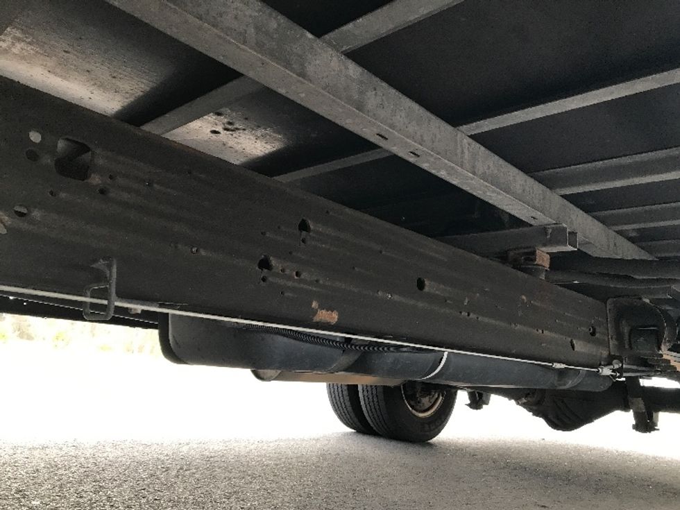 Light Duty Box Truck-Light and Medium Duty Trucks-GMC-2021-Savana G33903-Shreveport-LA-109,030\n\t\tmiles-$ 28,250 - Image 5