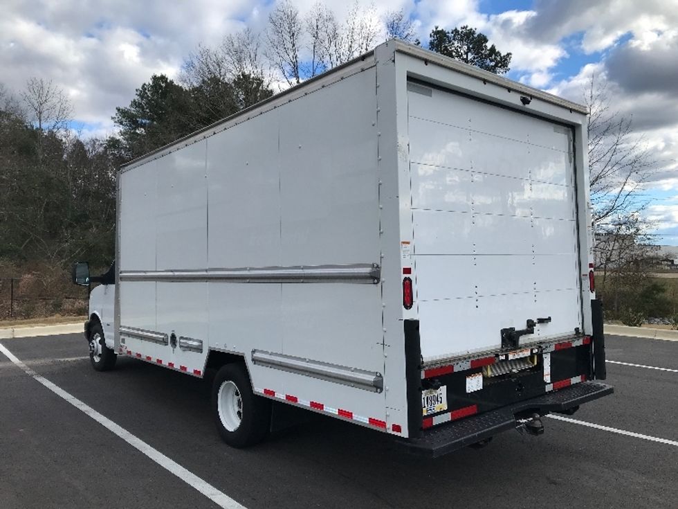 Light Duty Box Truck-Light and Medium Duty Trucks-GMC-2021-Savana G33903-Shreveport-LA-109,030\n\t\tmiles-$ 28,250 - Image 6