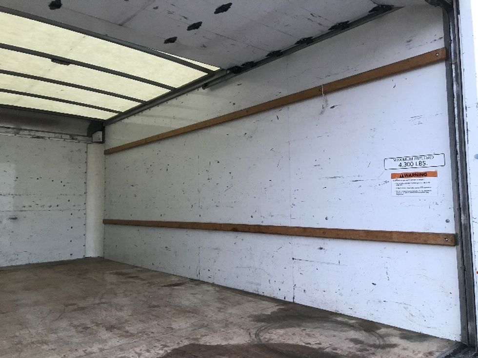 Light Duty Box Truck-Light and Medium Duty Trucks-GMC-2021-Savana G33903-Shreveport-LA-110,363\n\t\tmiles-$ 28,250 - Image 12