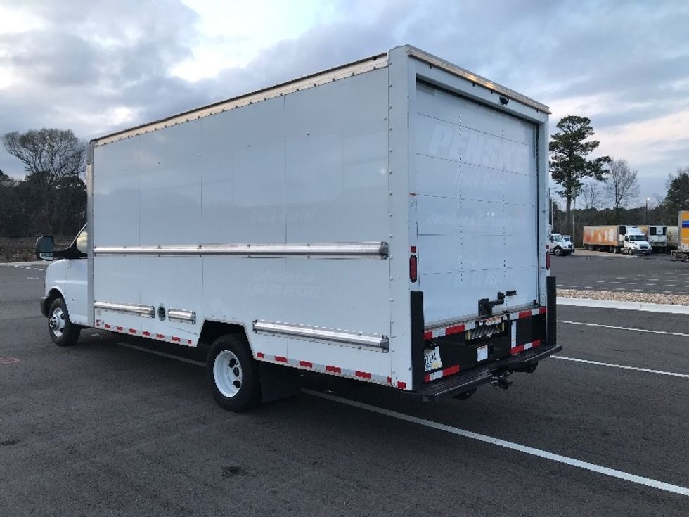 Light Duty Box Truck-Light and Medium Duty Trucks-GMC-2021-Savana G33903-Shreveport-LA-110,363\n\t\tmiles-$ 28,250 - Image 6