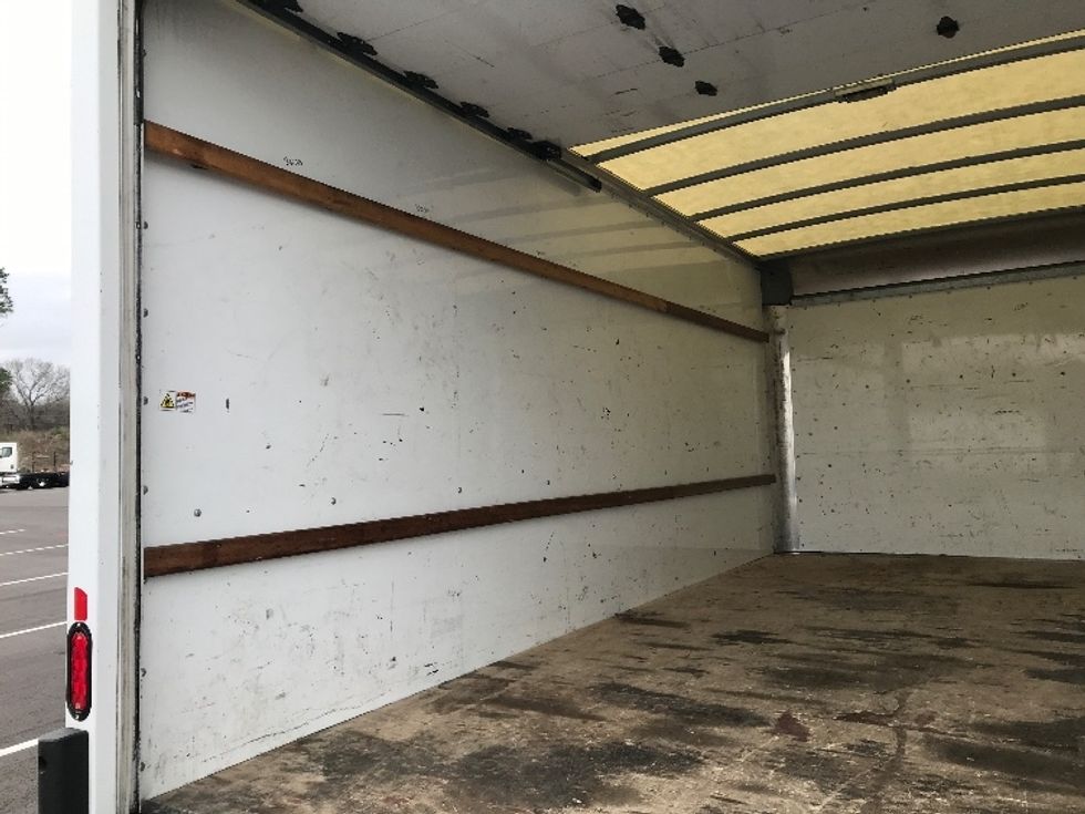 Light Duty Box Truck-Light and Medium Duty Trucks-GMC-2021-Savana G33903-Shreveport-LA-111,898\n\t\tmiles-$ 28,000 - Image 11