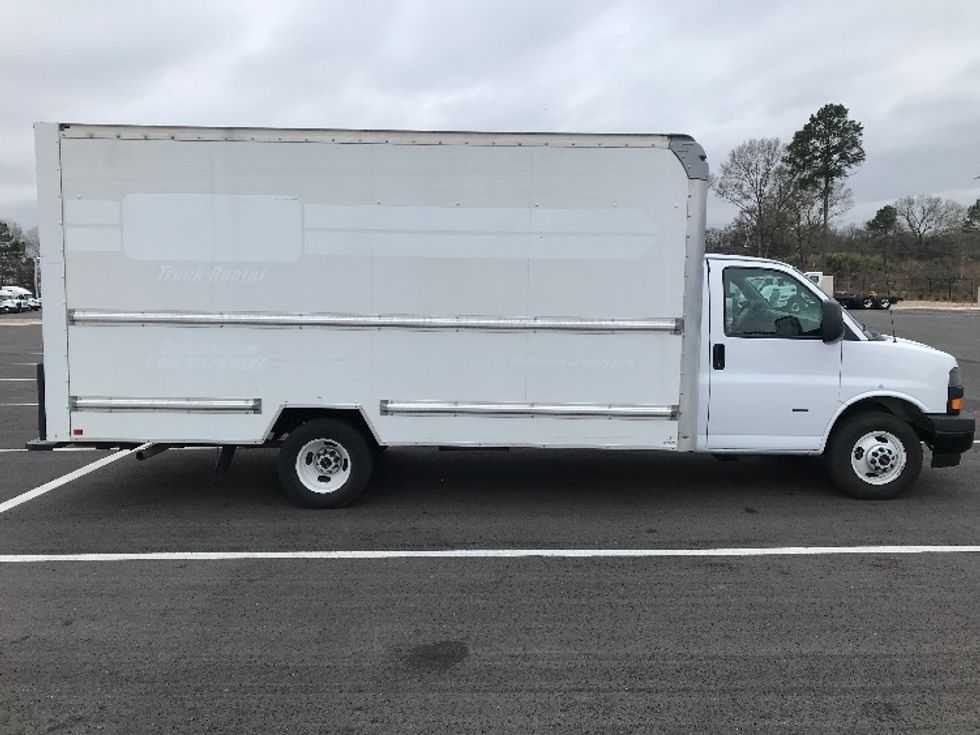Light Duty Box Truck-Light and Medium Duty Trucks-GMC-2021-Savana G33903-Shreveport-LA-111,898\n\t\tmiles-$ 28,000 - Image 15