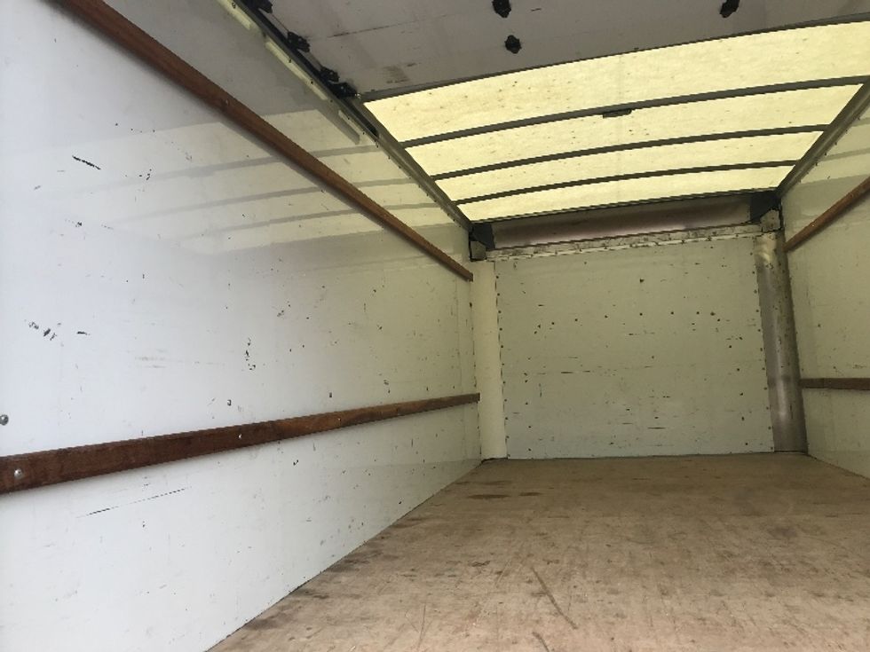 Light Duty Box Truck-Light and Medium Duty Trucks-GMC-2021-Savana G33903-Shreveport-LA-112,977\n\t\tmiles-$ 28,000 - Image 10