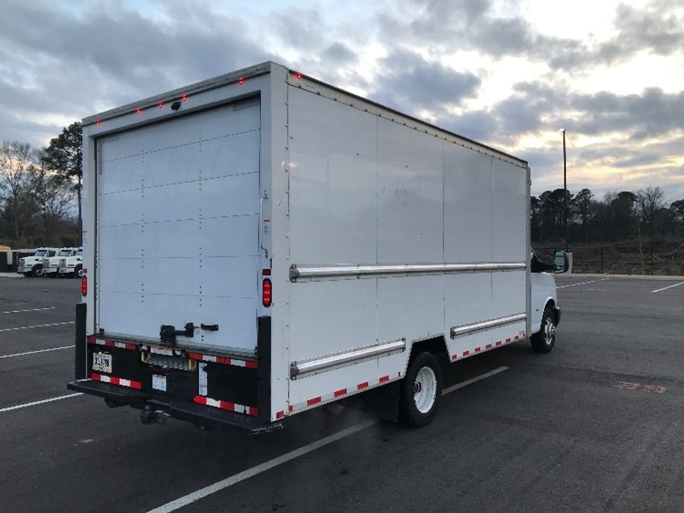 Light Duty Box Truck-Light and Medium Duty Trucks-GMC-2021-Savana G33903-Shreveport-LA-119,201\n\t\tmiles-$ 27,250 - Image 13