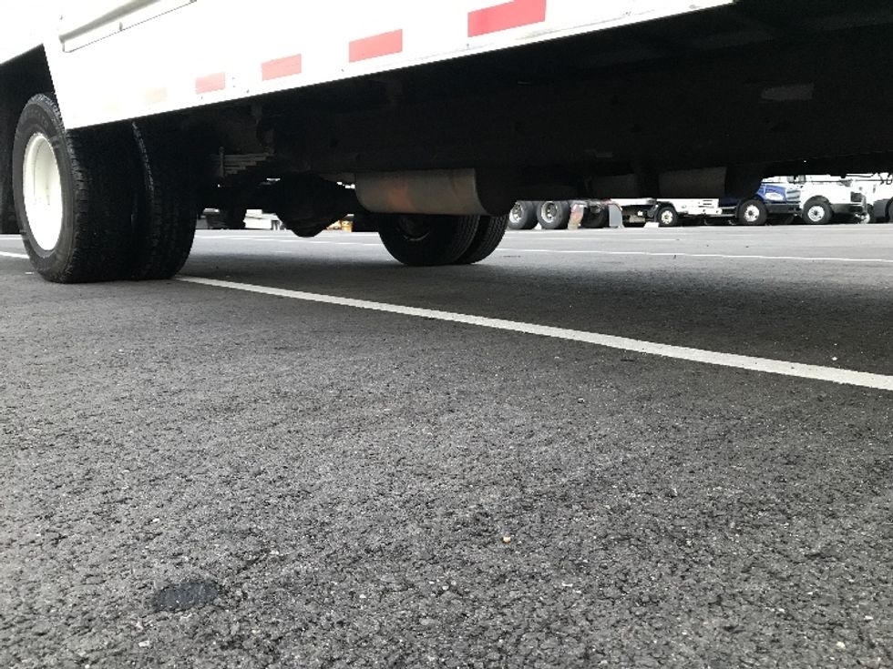 Light Duty Box Truck-Light and Medium Duty Trucks-GMC-2021-Savana G33903-Shreveport-LA-119,201\n\t\tmiles-$ 27,250 - Image 14