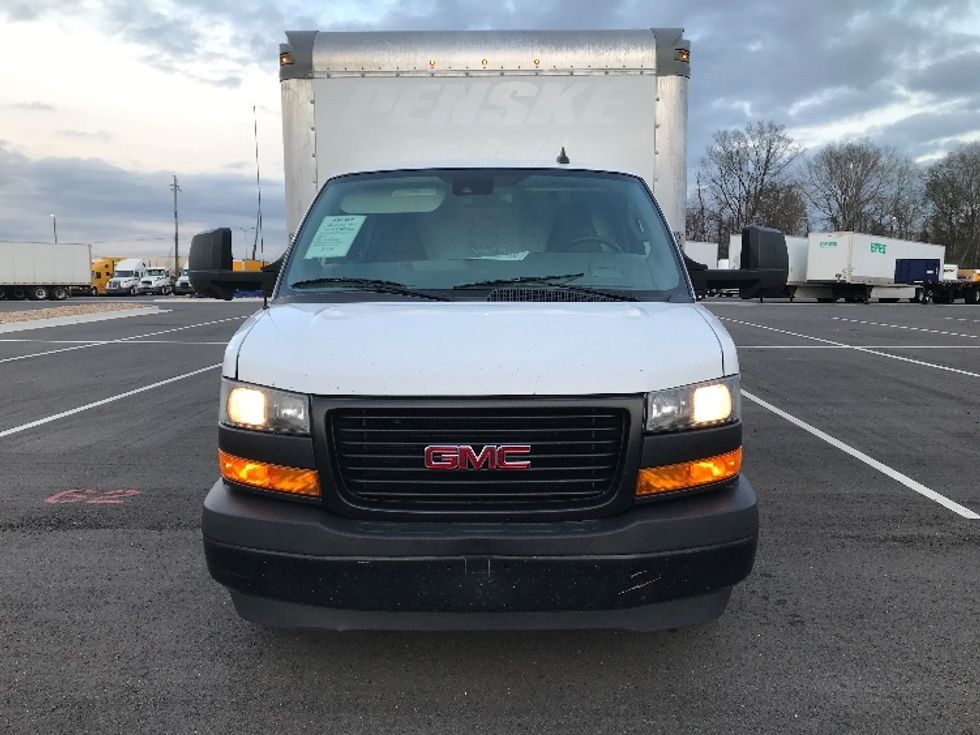 Light Duty Box Truck-Light and Medium Duty Trucks-GMC-2021-Savana G33903-Shreveport-LA-119,201\n\t\tmiles-$ 27,250 - Image 2