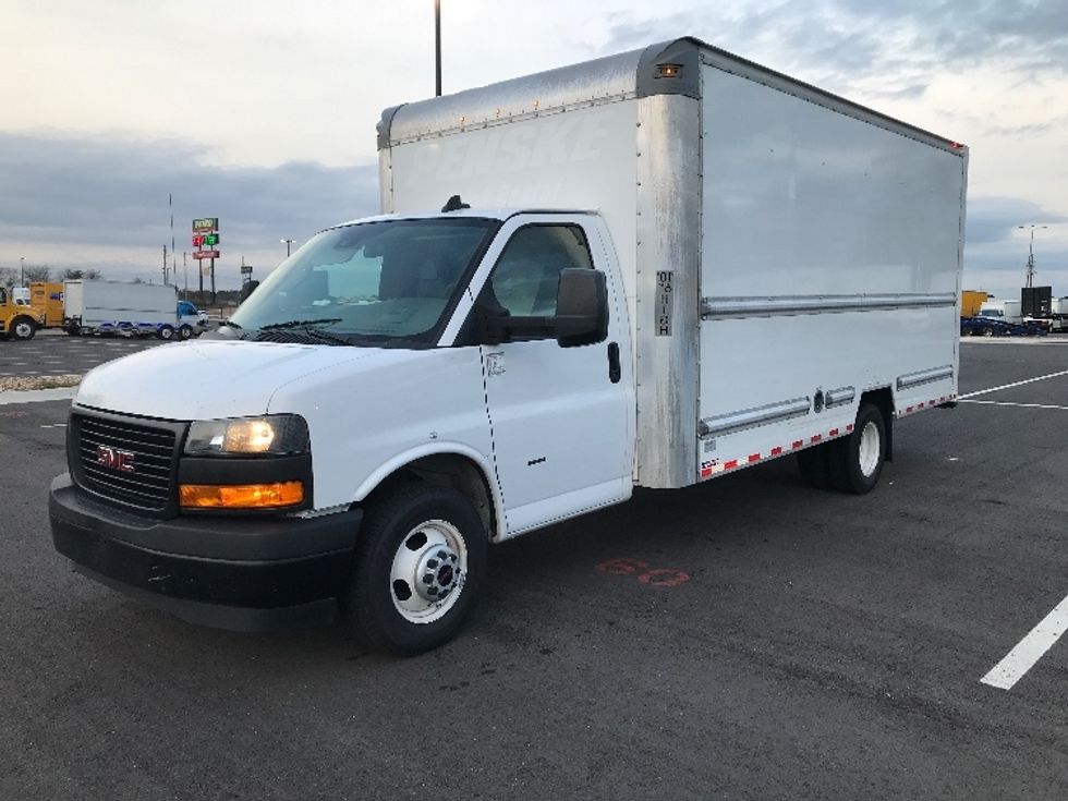Light Duty Box Truck-Light and Medium Duty Trucks-GMC-2021-Savana G33903-Shreveport-LA-119,201\n\t\tmiles-$ 27,250 - Image 3