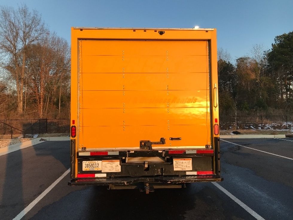 Light Duty Box Truck-Light and Medium Duty Trucks-GMC-2021-Savana G33903-Shreveport-LA-121,080\n\t\tmiles-$ 24,000 - Image 7