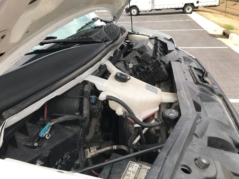 Light Duty Box Truck-Light and Medium Duty Trucks-GMC-2021-Savana G33903-Shreveport-LA-125,859\n\t\tmiles-$ 26,250 - Image 22