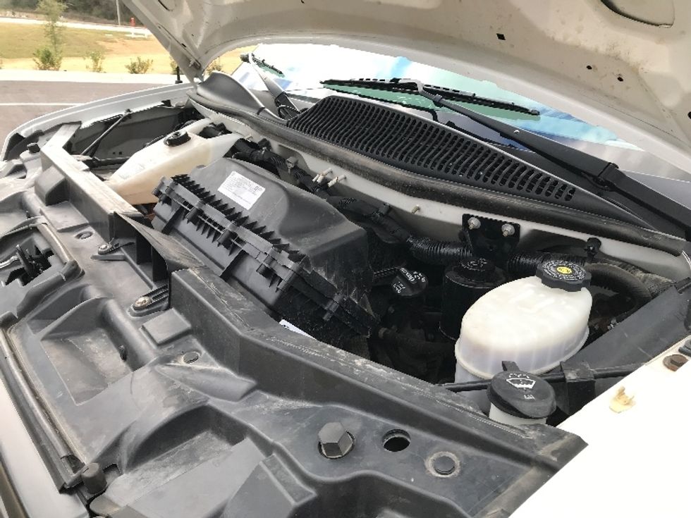 Light Duty Box Truck-Light and Medium Duty Trucks-GMC-2021-Savana G33903-Shreveport-LA-125,859\n\t\tmiles-$ 26,250 - Image 23