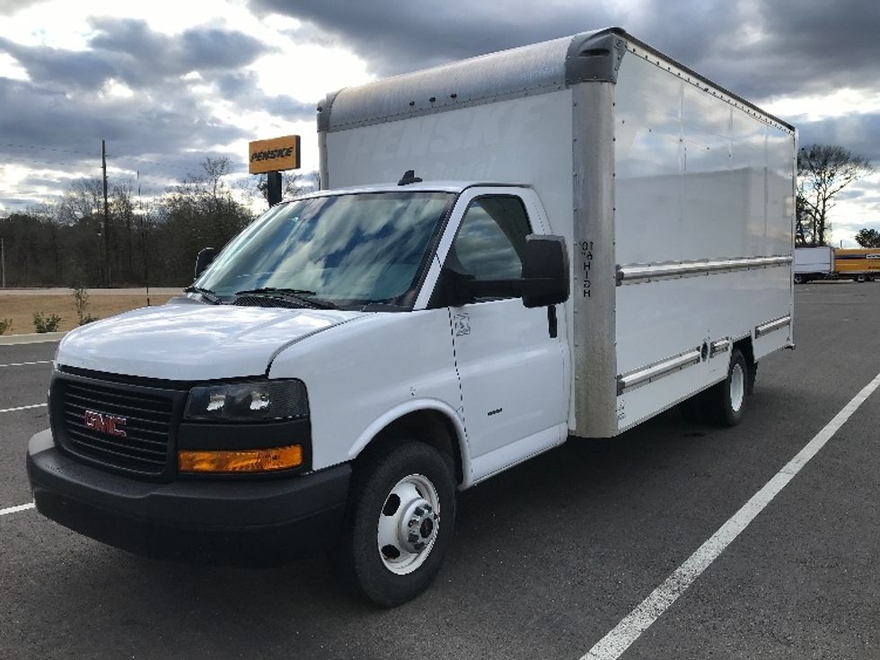 Light Duty Box Truck-Light and Medium Duty Trucks-GMC-2021-Savana G33903-Shreveport-LA-125,859\n\t\tmiles-$ 26,250 - Image 3