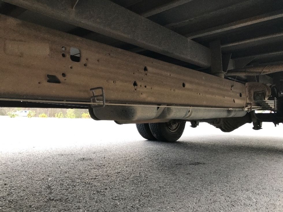 Light Duty Box Truck-Light and Medium Duty Trucks-GMC-2021-Savana G33903-Shreveport-LA-125,859\n\t\tmiles-$ 26,250 - Image 5