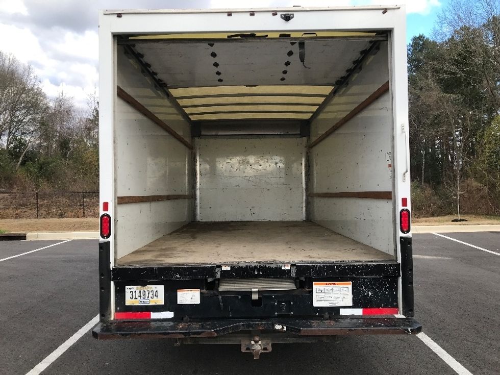 Light Duty Box Truck-Light and Medium Duty Trucks-GMC-2021-Savana G33903-Shreveport-LA-125,859\n\t\tmiles-$ 26,250 - Image 8