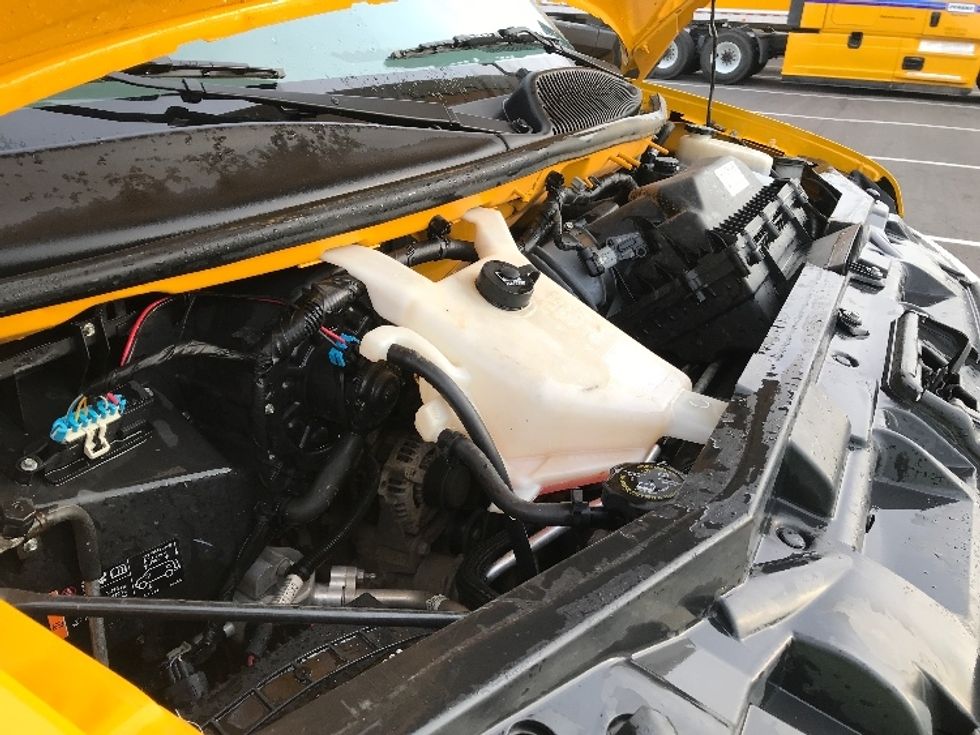 Light Duty Box Truck-Light and Medium Duty Trucks-GMC-2021-Savana G33903-Shreveport-LA-93,446\n\t\tmiles-$ 27,250 - Image 23