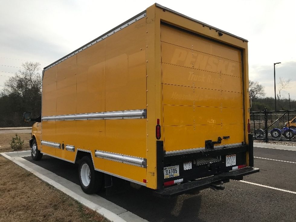 Light Duty Box Truck-Light and Medium Duty Trucks-GMC-2021-Savana G33903-Shreveport-LA-93,446\n\t\tmiles-$ 27,250 - Image 6