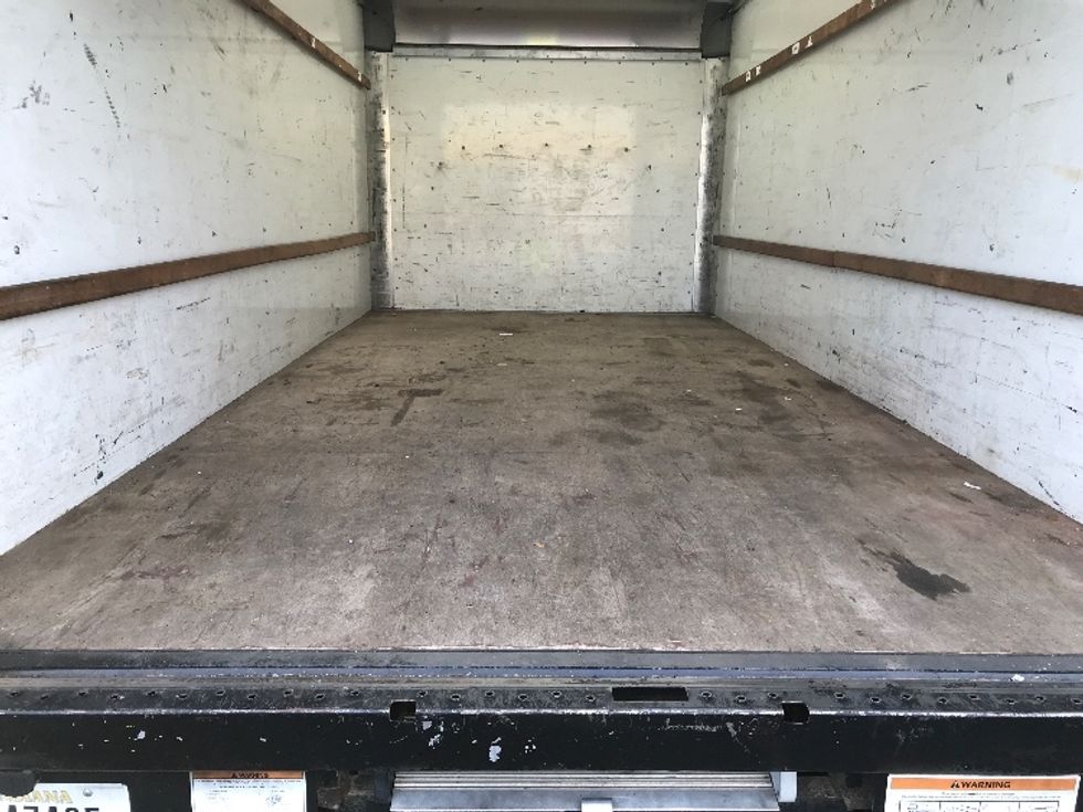 Light Duty Box Truck-Light and Medium Duty Trucks-GMC-2021-Savana G33903-Shreveport-LA-93,446\n\t\tmiles-$ 27,250 - Image 9