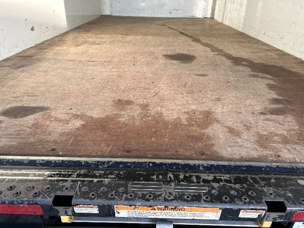 Light Duty Box Truck-Light and Medium Duty Trucks-GMC-2021-Savana G33903-Sioux Falls-SD-104,012\n\t\tmiles-$ 28,750 - Image 10