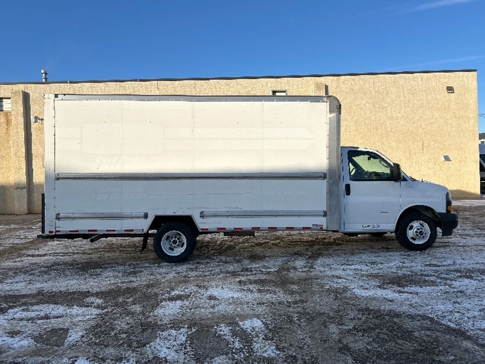 Light Duty Box Truck-Light and Medium Duty Trucks-GMC-2021-Savana G33903-Sioux Falls-SD-104,012\n\t\tmiles-$ 28,750 - Image 15