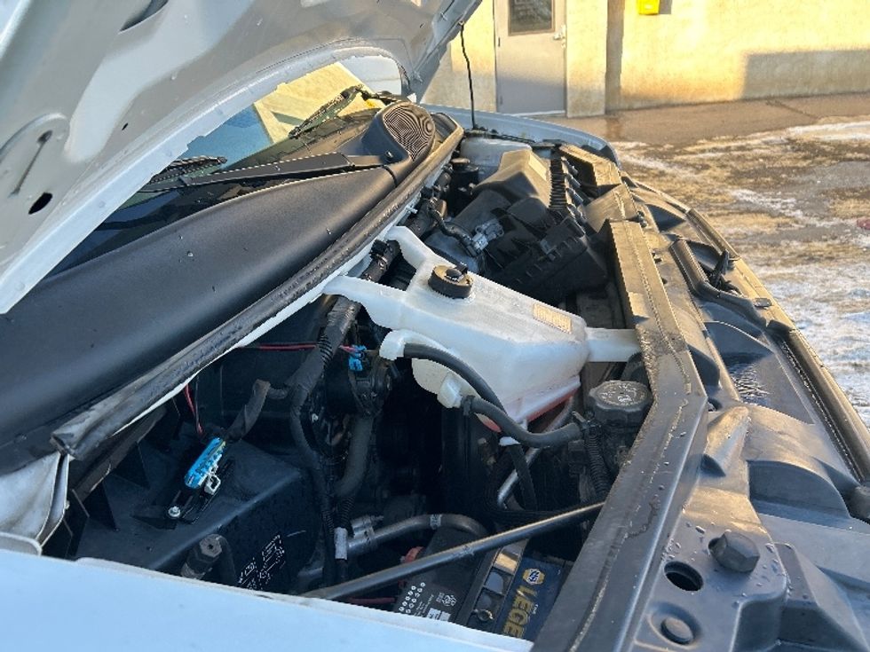 Light Duty Box Truck-Light and Medium Duty Trucks-GMC-2021-Savana G33903-Sioux Falls-SD-104,012\n\t\tmiles-$ 28,750 - Image 23