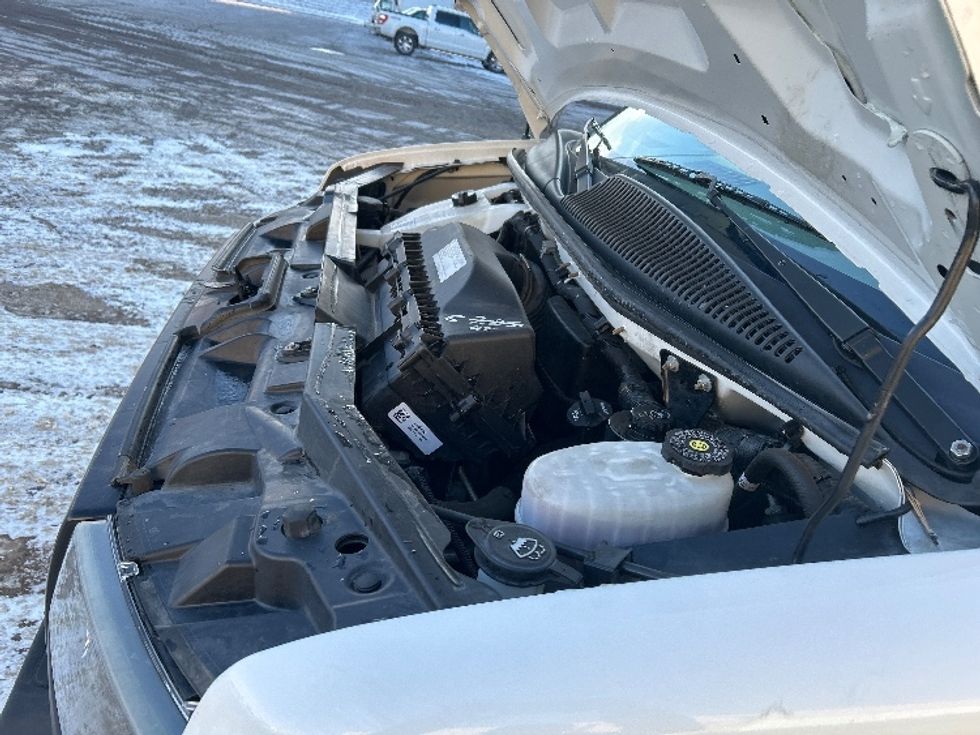 Light Duty Box Truck-Light and Medium Duty Trucks-GMC-2021-Savana G33903-Sioux Falls-SD-104,012\n\t\tmiles-$ 28,750 - Image 24