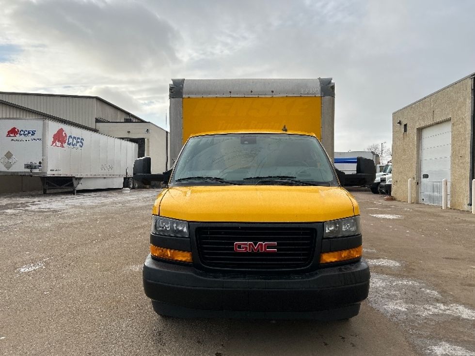 Light Duty Box Truck-Light and Medium Duty Trucks-GMC-2021-Savana G33903-Sioux Falls-SD-86,967\n\t\tmiles-$ 28,500 - Image 2
