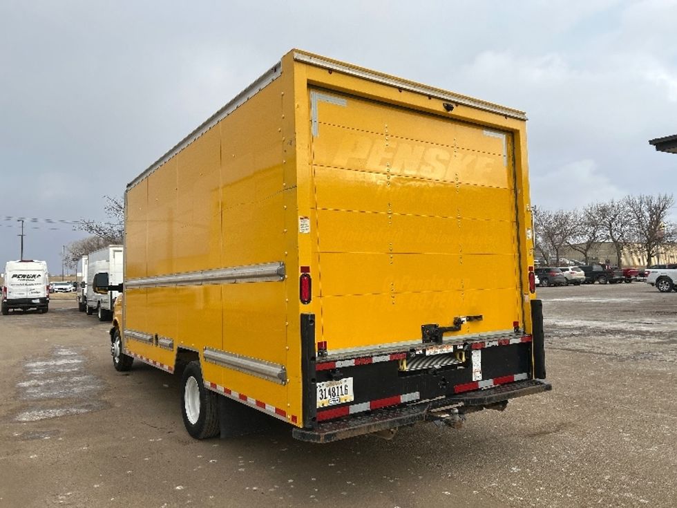 Light Duty Box Truck-Light and Medium Duty Trucks-GMC-2021-Savana G33903-Sioux Falls-SD-86,967\n\t\tmiles-$ 28,500 - Image 6