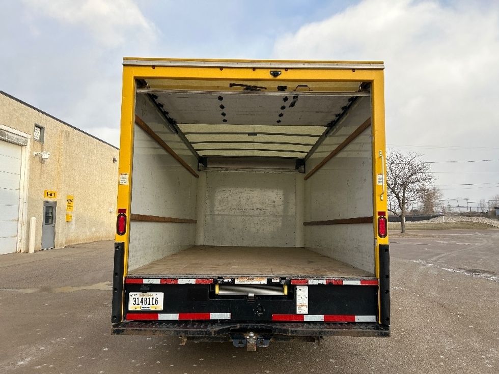 Light Duty Box Truck-Light and Medium Duty Trucks-GMC-2021-Savana G33903-Sioux Falls-SD-86,967\n\t\tmiles-$ 28,500 - Image 8