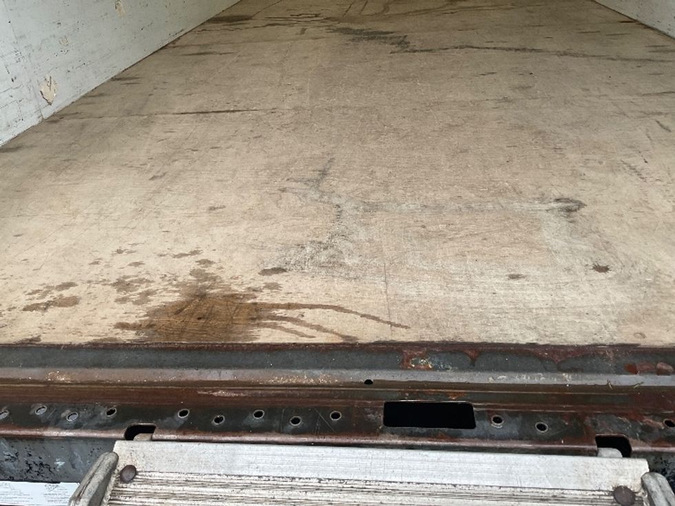 Light Duty Box Truck-Light and Medium Duty Trucks-GMC-2021-Savana G33903-South Bend-IN-129,614\n\t\tmiles-$ 21,750 - Image 10