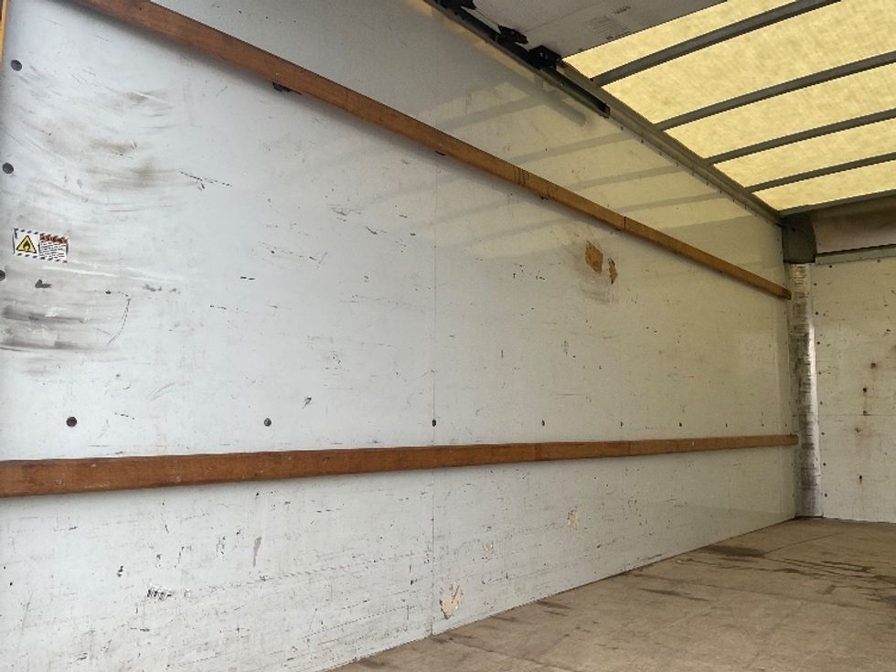 Light Duty Box Truck-Light and Medium Duty Trucks-GMC-2021-Savana G33903-South Bend-IN-129,614\n\t\tmiles-$ 21,750 - Image 11